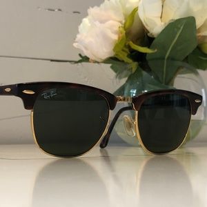 RAY BAN Clubmaster Tortoise Shell